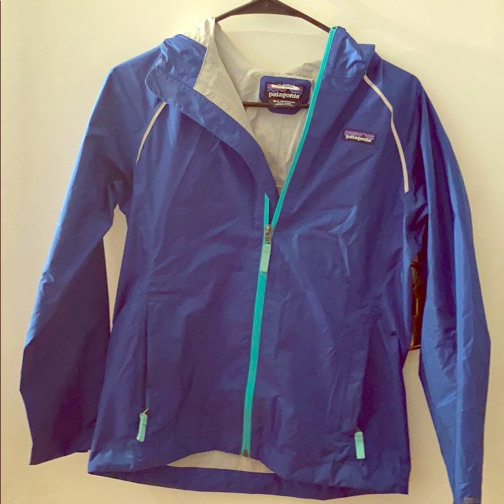 Kids Patagonia rain jacket